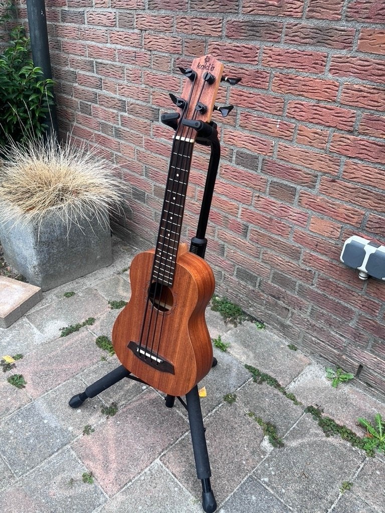 Koki'o Ukulele Basgitaar – massieve mahonie top, Ophalen, Zo goed als nieuw, Semi-akoestisch