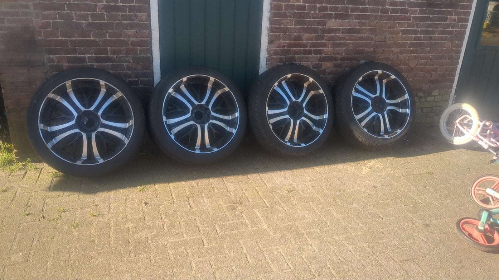 24 inch velgen Dodge Ram met banden, Gebruikt, Banden en Velgen, Overige maten, Ophalen of Verzenden