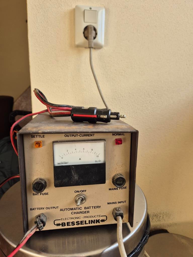 Battery charger, Ophalen
