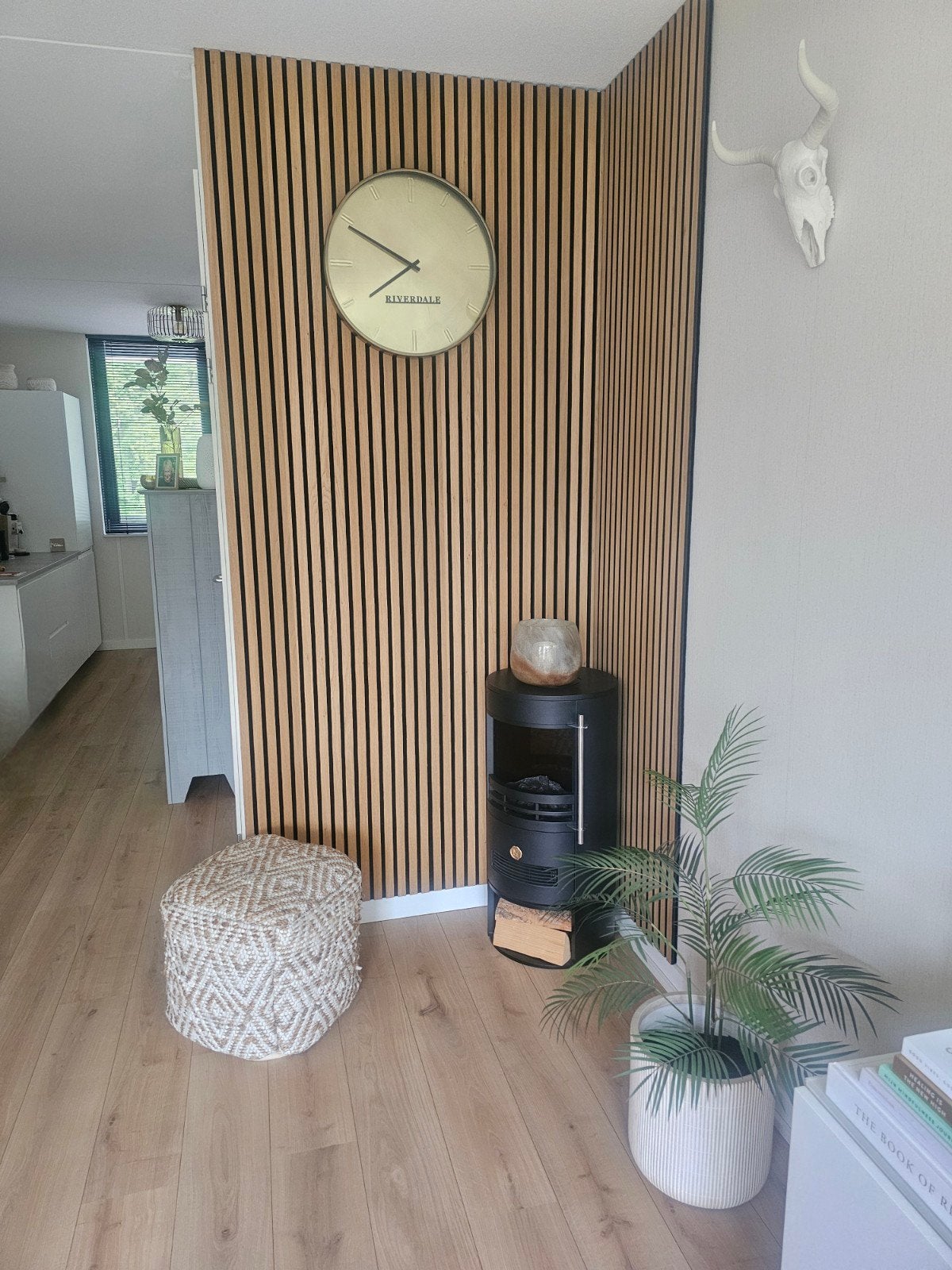 Riverdale Klok Goudkleurig - Stijlvolle Wanddecoratie, Huis en Inrichting, Woonaccessoires | Klokken, Ophalen, Zo goed als nieuw