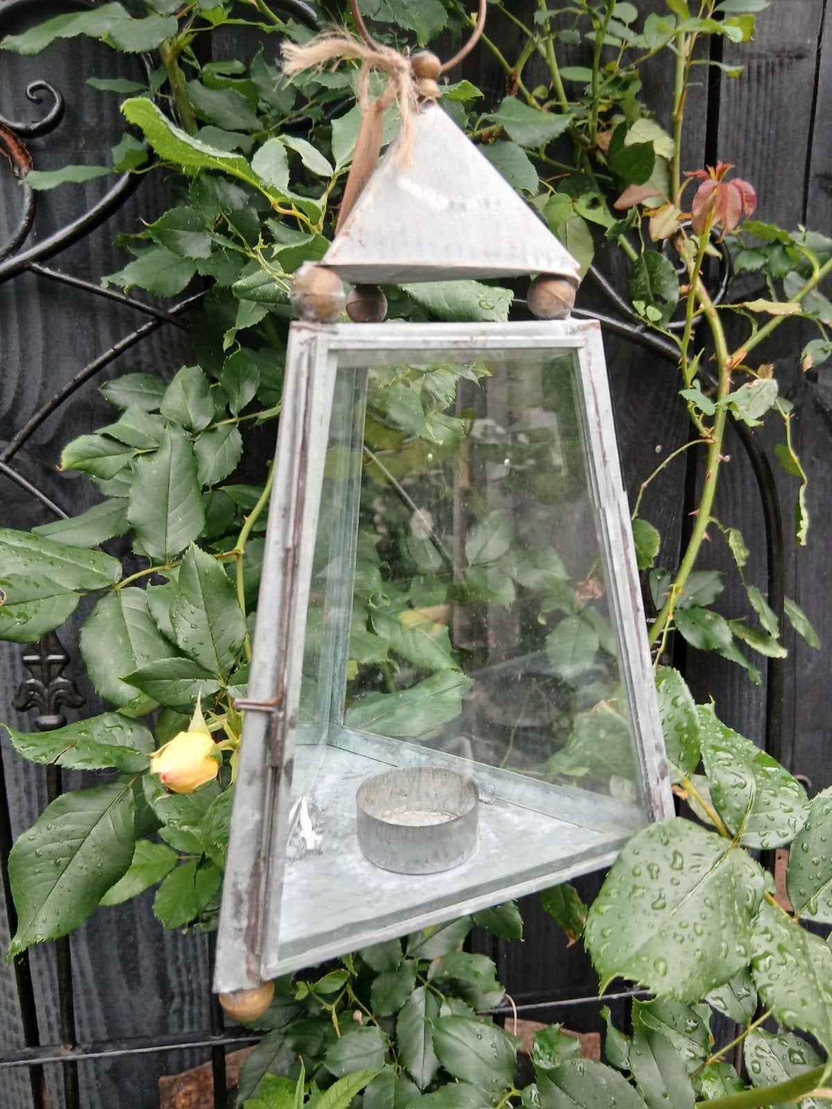 Driehoekig zinken windlicht, Ophalen of Verzenden, Overige materialen