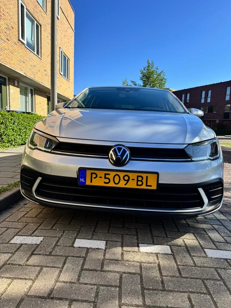 Volkswagen Polo 1.0 TSI 95pk 2022 Grijs, Voorwielaandrijving, Stof, Zwart, 1072 kg