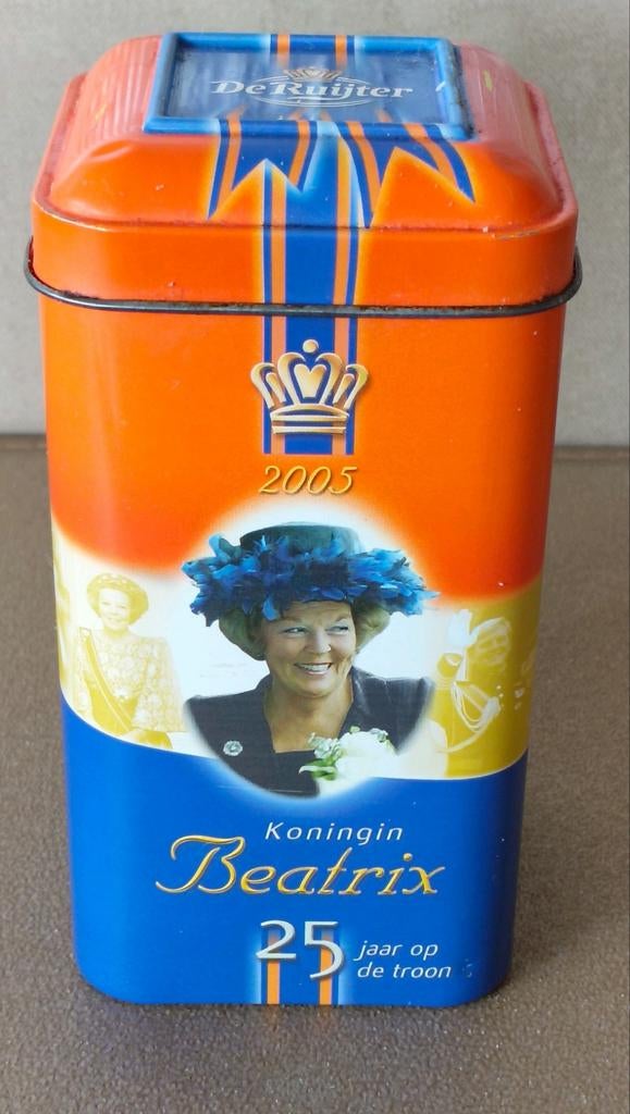 DE RUIJTER ORANJE FEESTHAGELSLAG 25 JARIG JUBILEUM BEATRIX, Verzamelen, Blikken, Verzenden, Gebruikt, Overige, Overige merken