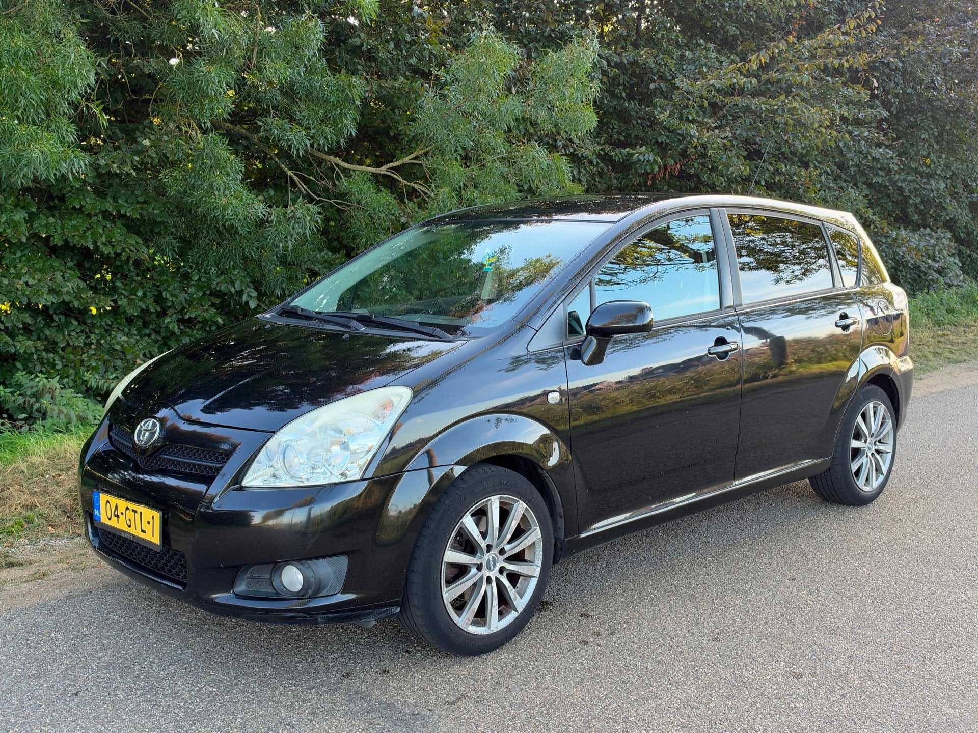 Toyota Verso 1.8 VVT-i Luna 7p. APK 07-2027 Airco NAP, Auto's, Gebruikt, Zwart, 129 pk, 7 stoelen
