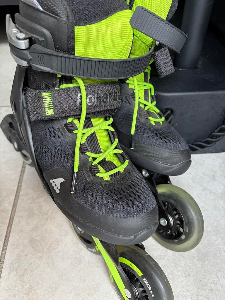 Rollerblade Macroblade 90 inline skates - Maat 38.5, Ophalen, Zo goed als nieuw, Inline skates 4 wielen, Overige merken