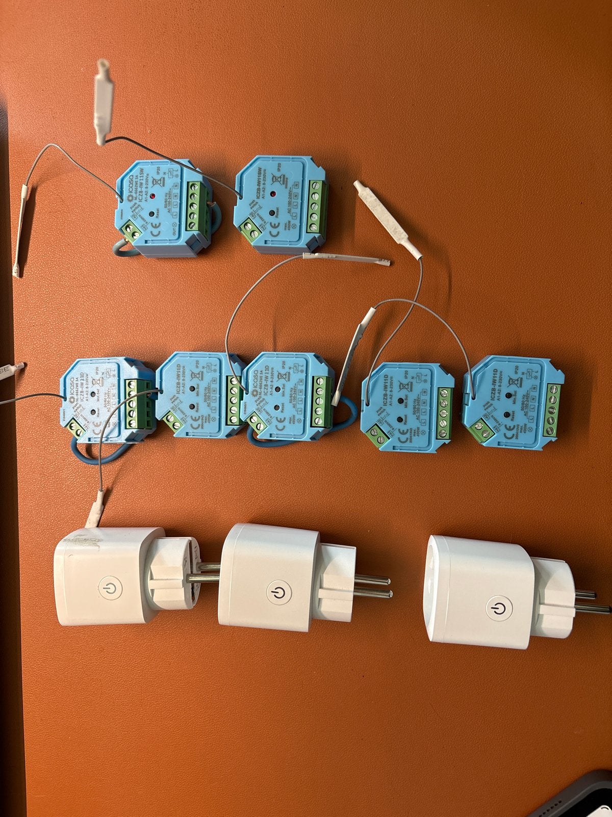 Zigbee Smart Home Bundel: Schakelaars, Dimmers, Plugs, Kunststof, Ophalen of Verzenden, Zo goed als nieuw, Modern
