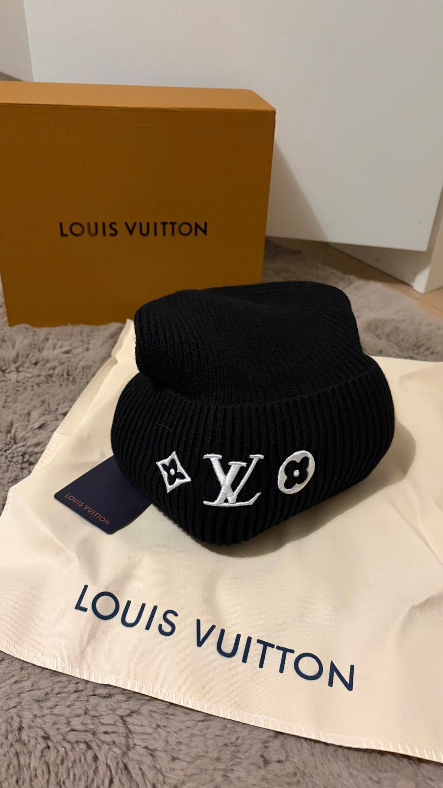 Louis Muts Zwart, Ophalen, Zo goed als nieuw, Overige maten, Muts
