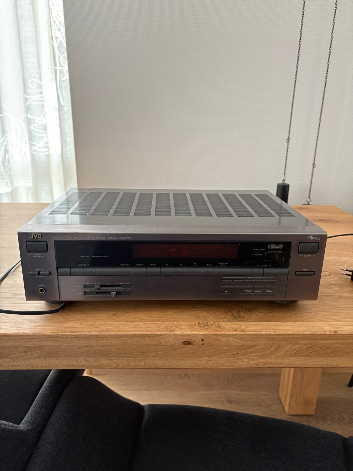 JVC RX-305L Computer Controlled Receiver - Vintage Audio, Audio, Tv en Foto, Versterkers en Receivers, Ophalen, JVC, Zo goed als nieuw