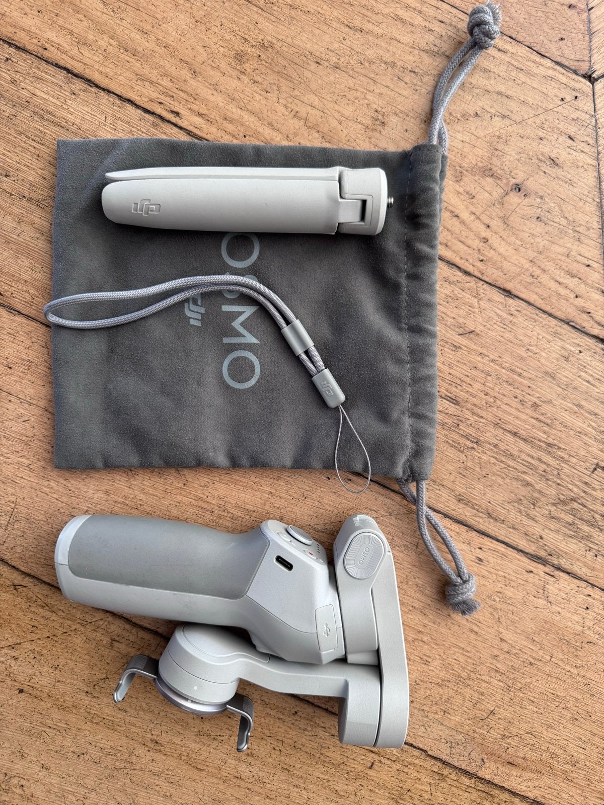 DJI Osmo Mobile 3 Combo - Smartphone Gimbal met Statief, Overige merken, Overige typen, Overige soorten, Zo goed als nieuw