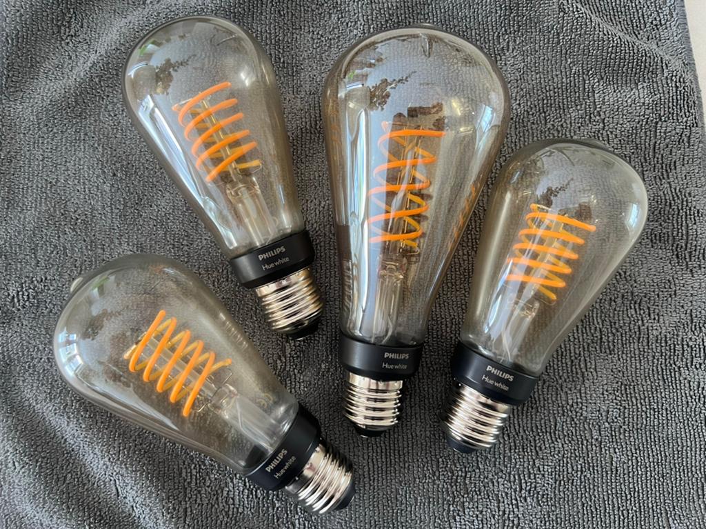 Philips Hue 3x ST64 en 1x ST72 filament Edison, Huis en Inrichting, Lampen | Losse lampen, Led-lamp, Minder dan 30 watt, Zo goed als nieuw