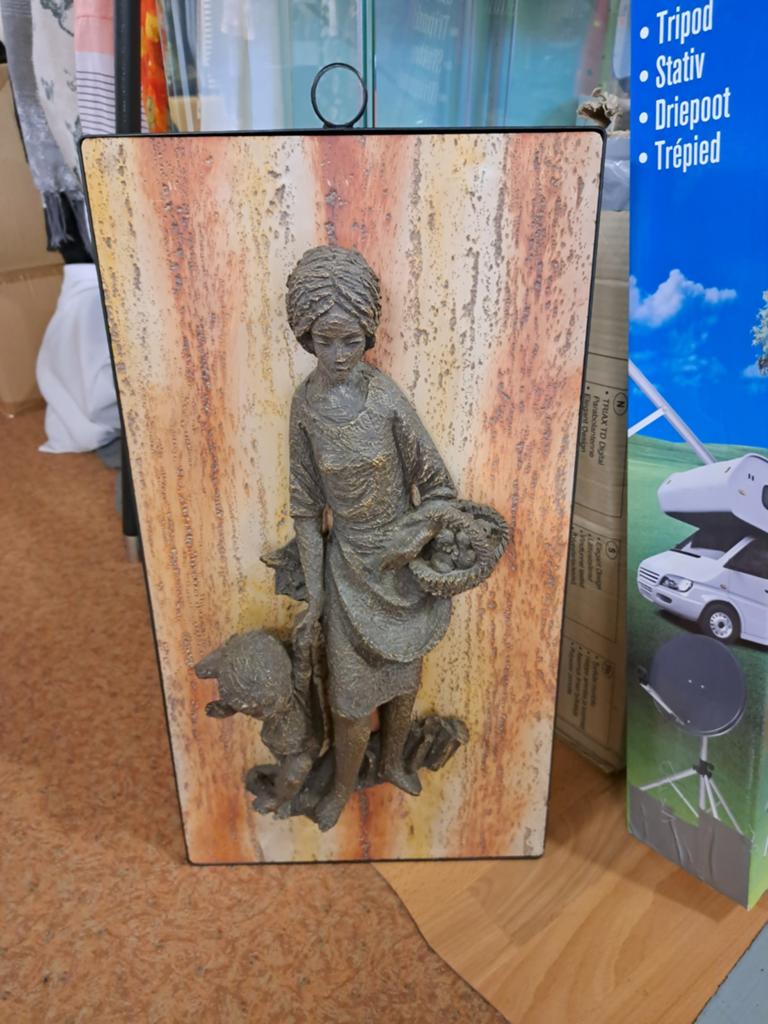Beeld van vrouw en kind, Ophalen of Verzenden, Steen of Keramiek