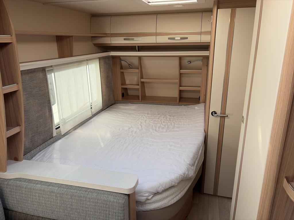 Fendt Bianco Activ 390 FHE Luifel/Fietsdrager, Caravans en Kamperen, Caravans, Schokbreker, Bedrijf, Treinzit, Tot en met 3