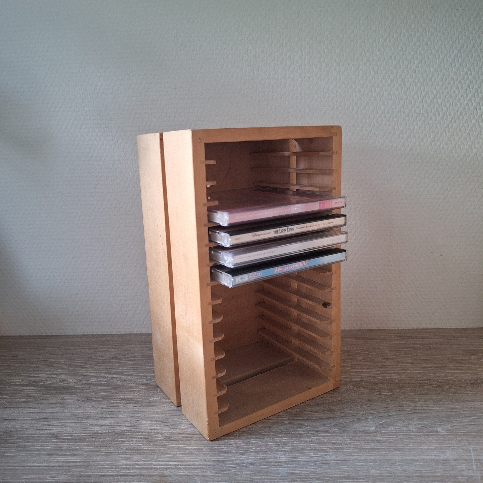 Vintage Ikea Boalt houten CD rekje 15,5x12x26 cm., Huis en Inrichting, Minder dan 25 discs, Ophalen of Verzenden, Zo goed als nieuw