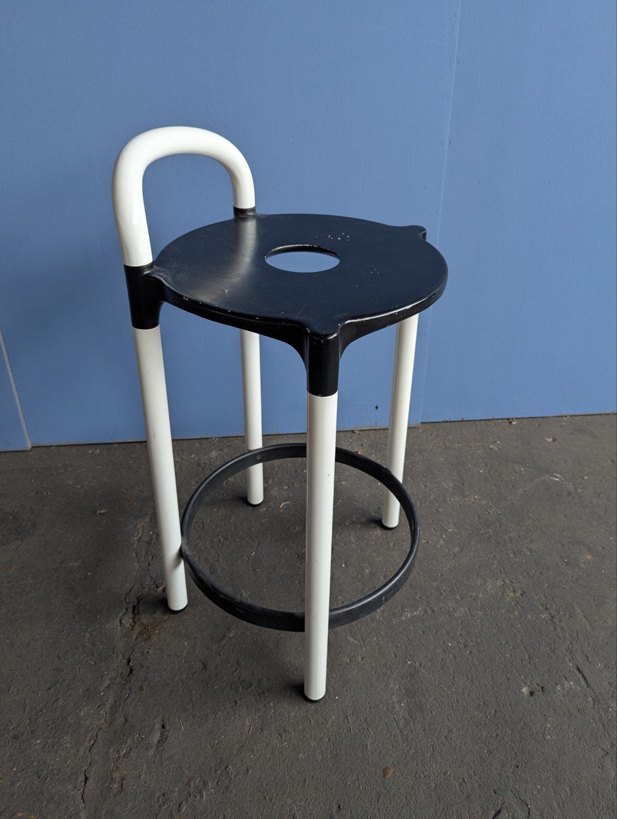 Vintage Kartell bar stool/ model Polo, Ophalen, Kunststof, Gebruikt, 60 tot 90 cm