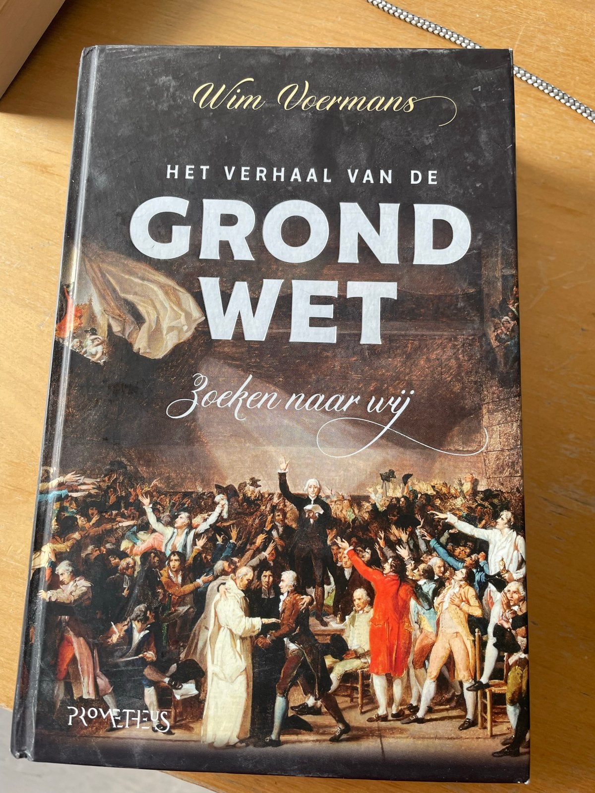 Het Verhaal van de Grondwet - Wim Voermans, Boeken, Ophalen of Verzenden, 20e eeuw of later, Gelezen