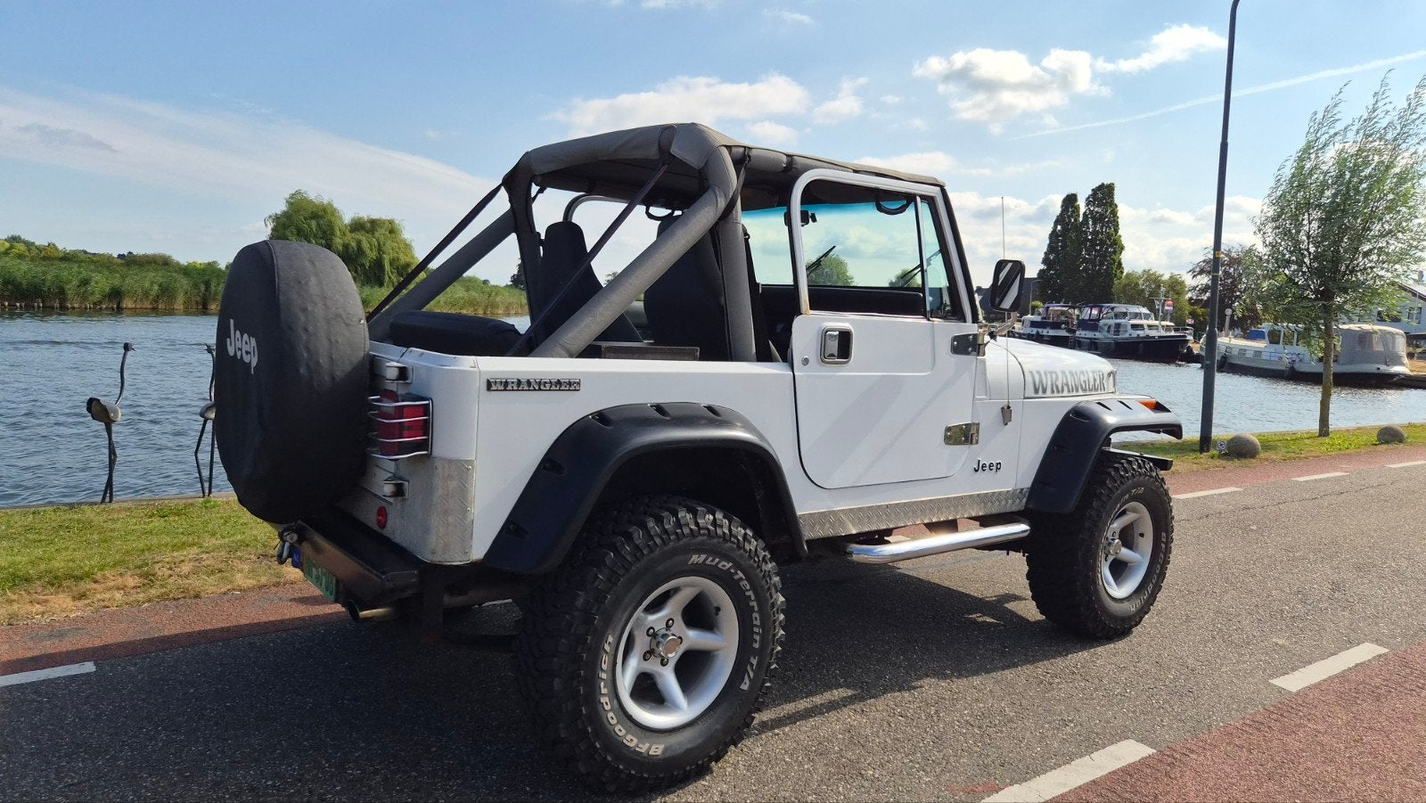 Jeep Wrangler Softtop Comm 4WD 1990, 4 cilinders, Wit, Handgeschakeld, Vierwielaandrijving