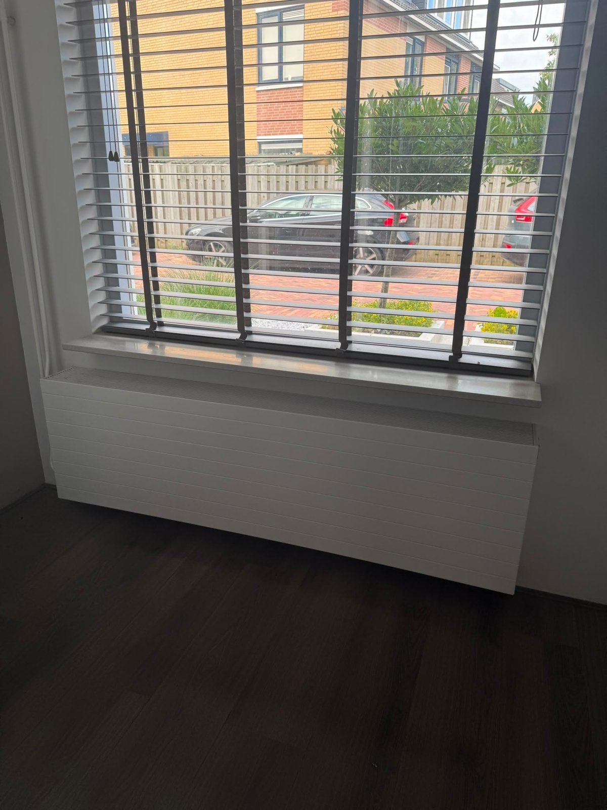 Sentimo Radiator Ombouw 155x45x16 cm voor Dubbele Radiator, Ophalen, Zo goed als nieuw