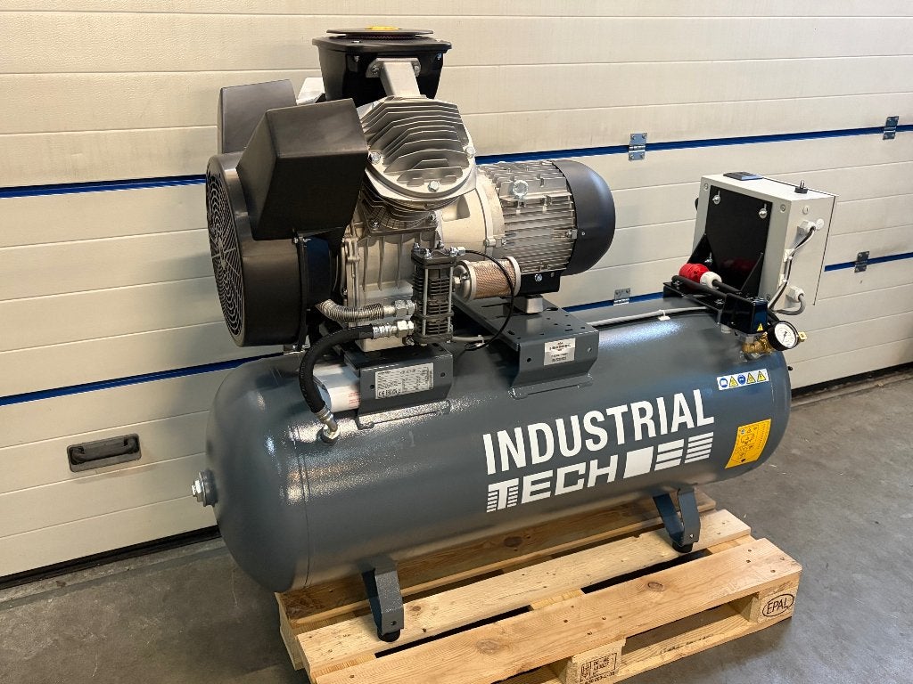 ABAC TECH LE7 INDUSTRIE COMPRESSOR 10 BAR 702L/MIN, Nieuw, 10 bar of meer, 100 liter of meer, 400 tot 800 liter/min