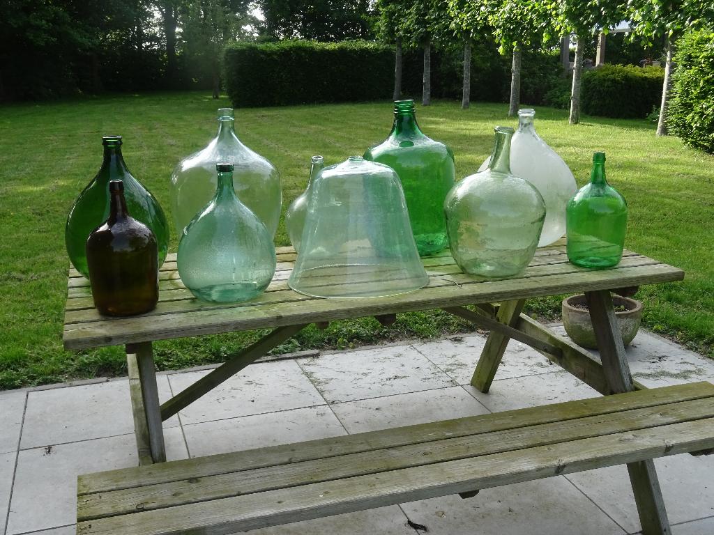 diverse Franse gistflessen gist wijn flessen, Antiek en Kunst, Ophalen