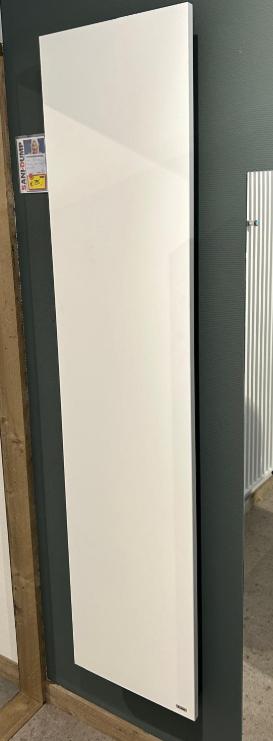 Vasco Niva N1L1  Radiator, Radiator, Niet ingevuld, Minder dan 60 cm, Zo goed als nieuw