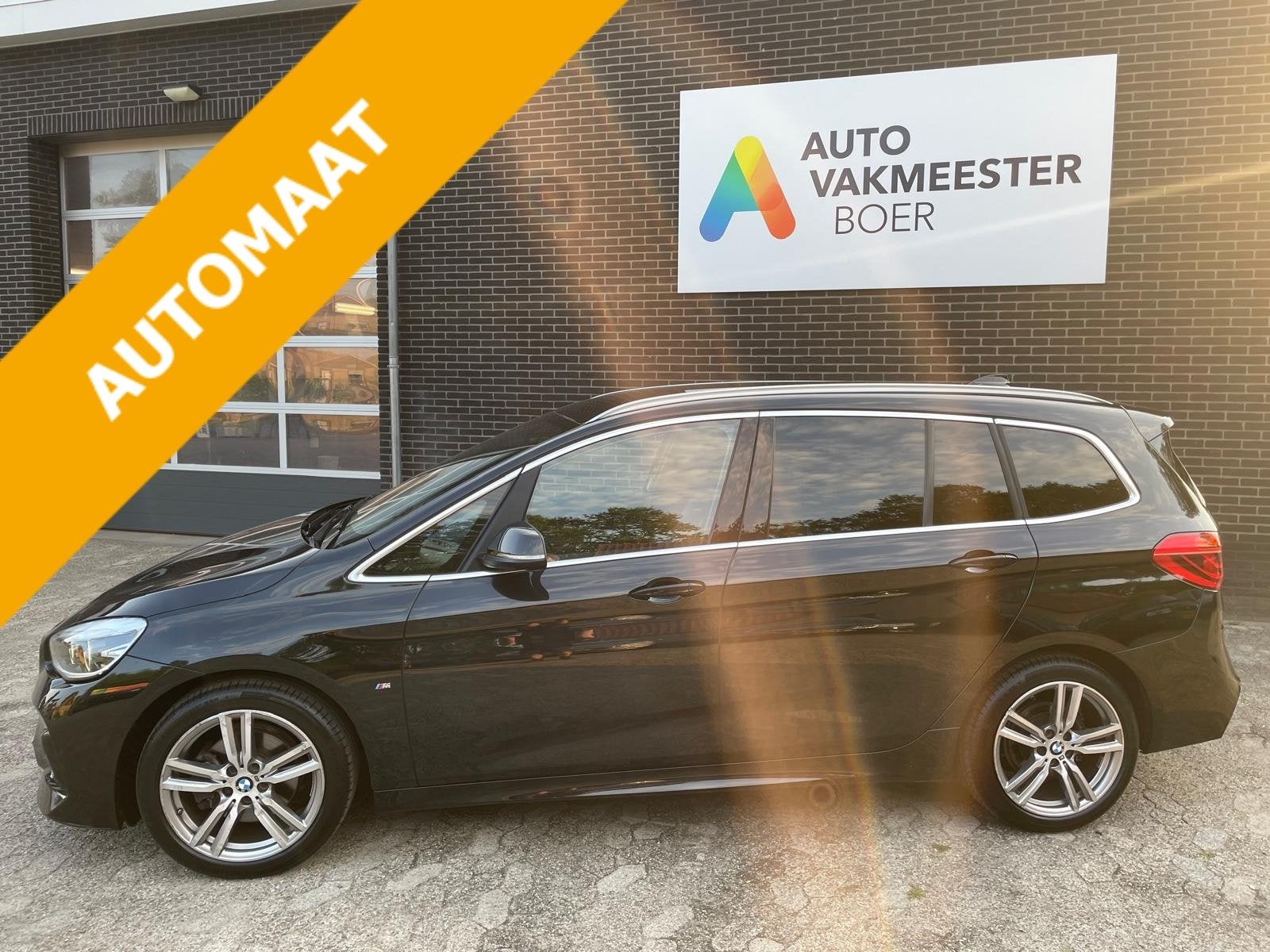 BMW 2-Serie Gran Tourer (f46) 218i 140pk 7p Automaat High Ex, Auto's, Automaat, 12 maanden, Gebruikt, 7 stoelen