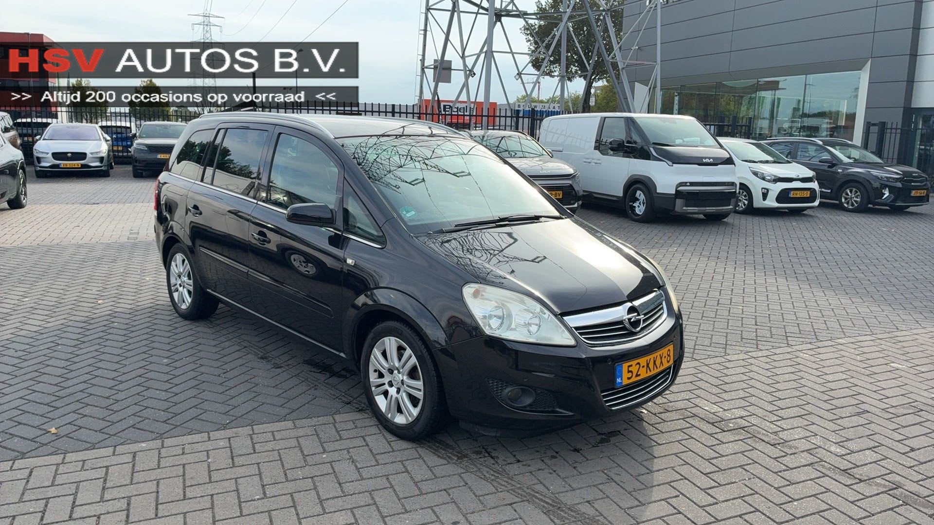 Opel Zafira 1.8 Cosmo 7-pers navigatie LM airco org NL, Auto's, Voorwielaandrijving, Gebruikt, 4 cilinders, Zwart