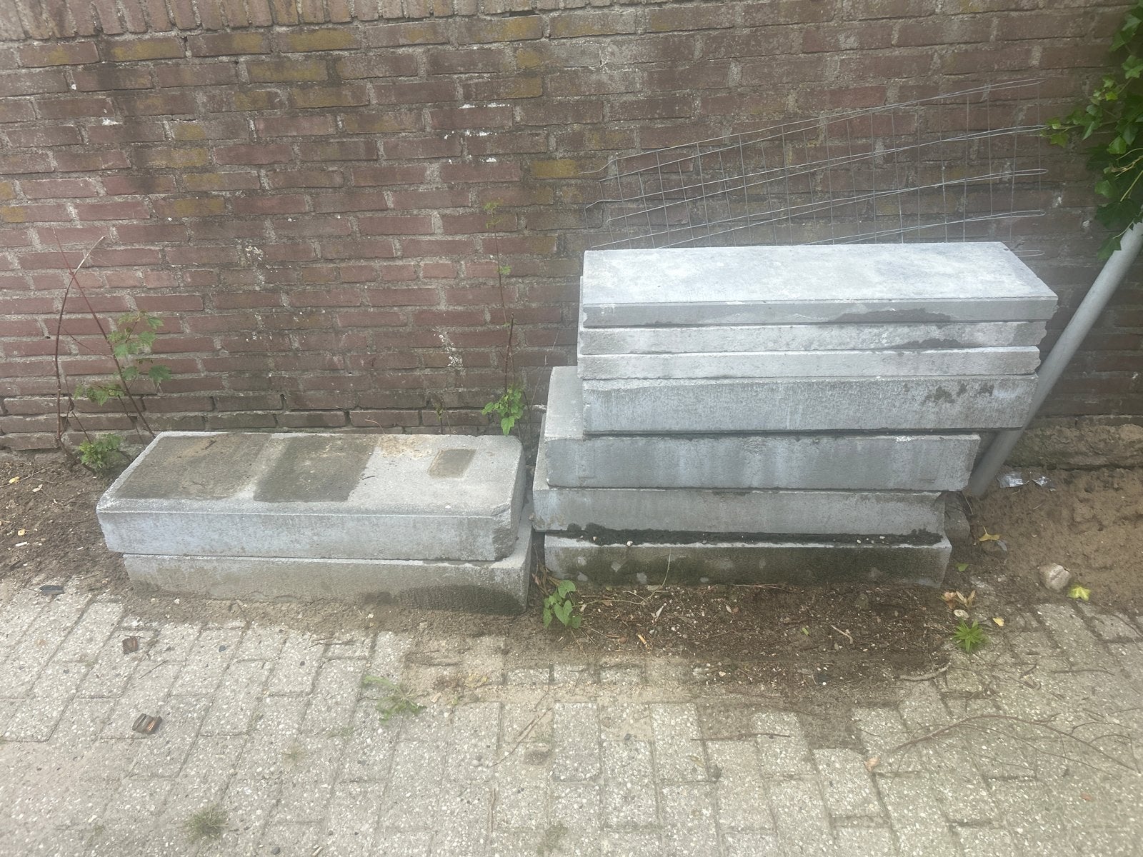 Betonnen trap tredes 35cm x 1 m1 15 dik, Gebruikt, Ophalen of Verzenden, Minder dan 5 m², Beton