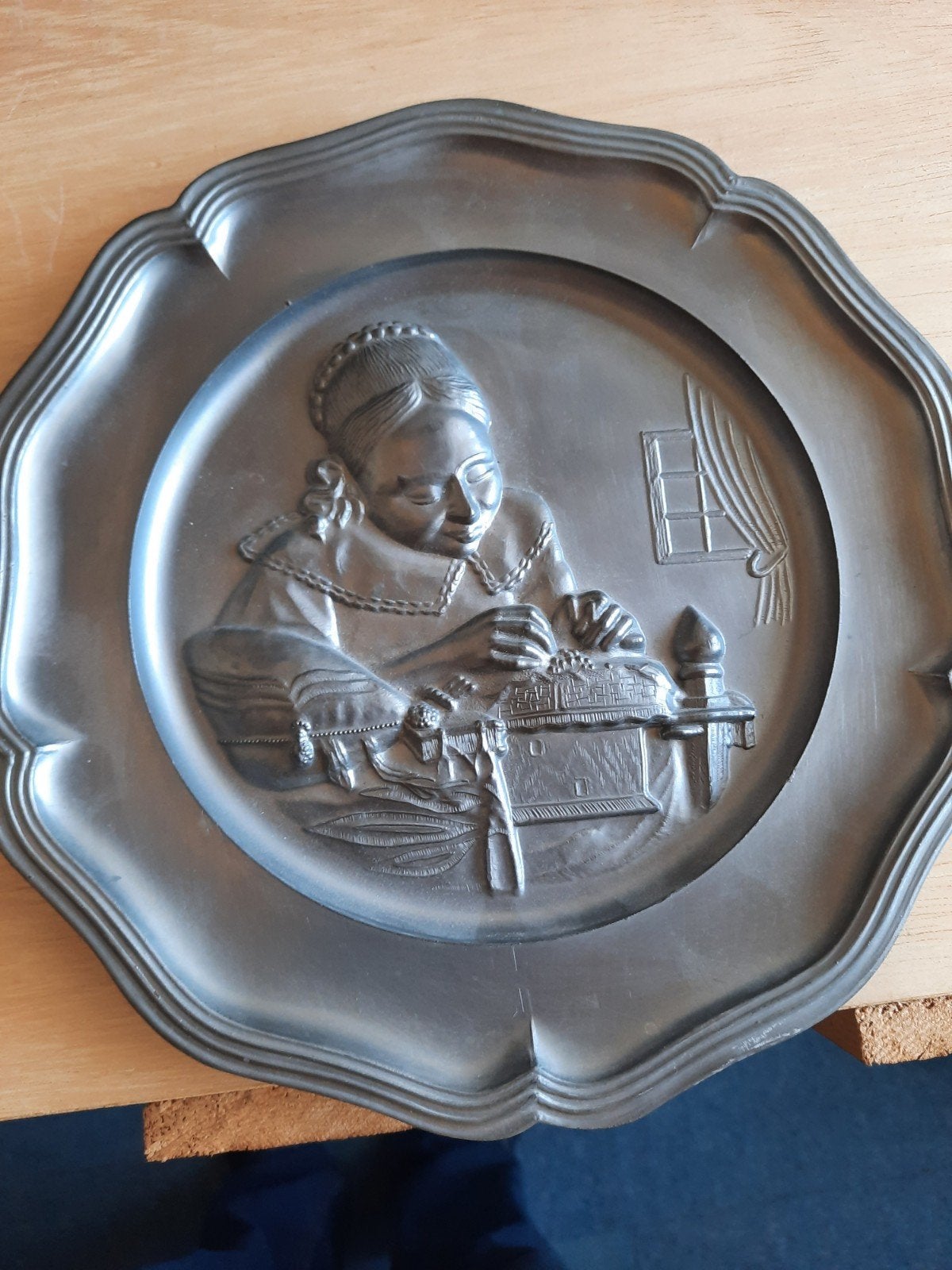 Decoratief tinnen bord met ambachtelijke afbeelding, Ophalen of Verzenden