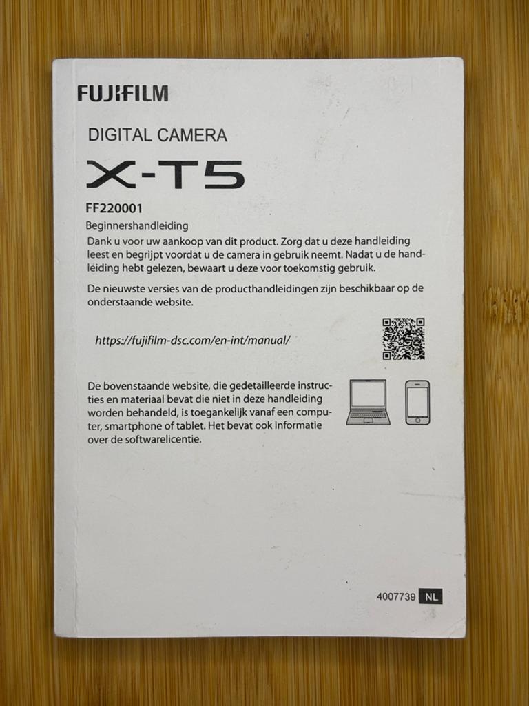 Fujifilm X-T5 Beginnershandleiding - nederlandstalig, Ophalen of Verzenden, Zo goed als nieuw, Techniek
