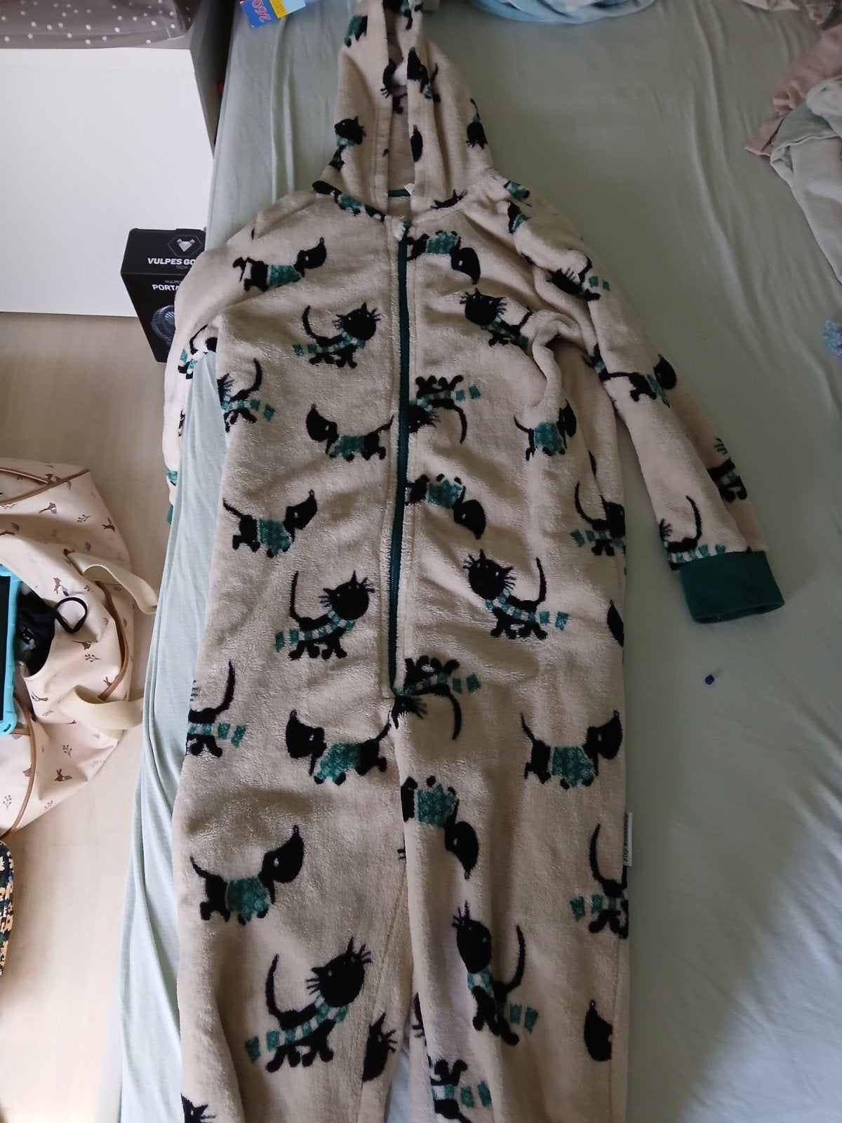 Onesy/huispak takkie en siepie maat 134, Ophalen, Meisje, Broek