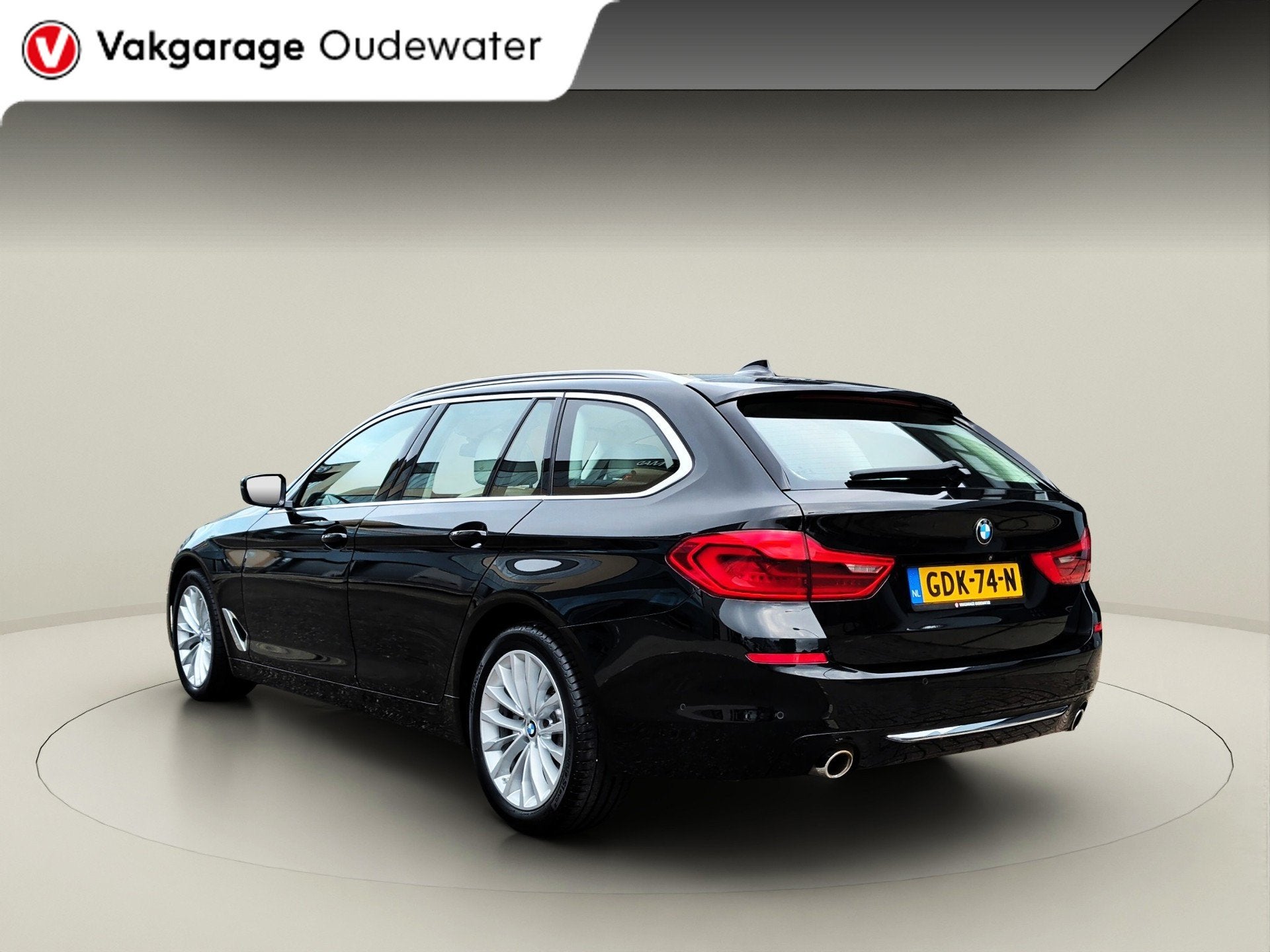 BMW 5-serie Touring 530i High Executive * Camera * Trekhaak, Auto's, 1998 cc, Achterwielaandrijving, Gebruikt, Euro 6