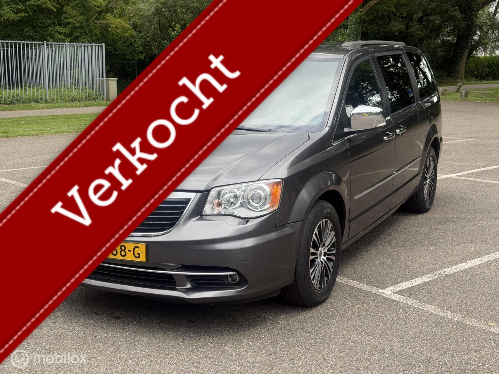 Lancia Voyager 2.8 Multijet Platinum / EXPORT PRIJS /, Auto's, Lancia, 450 kg, Gebruikt, 4 cilinders, 7 stoelen