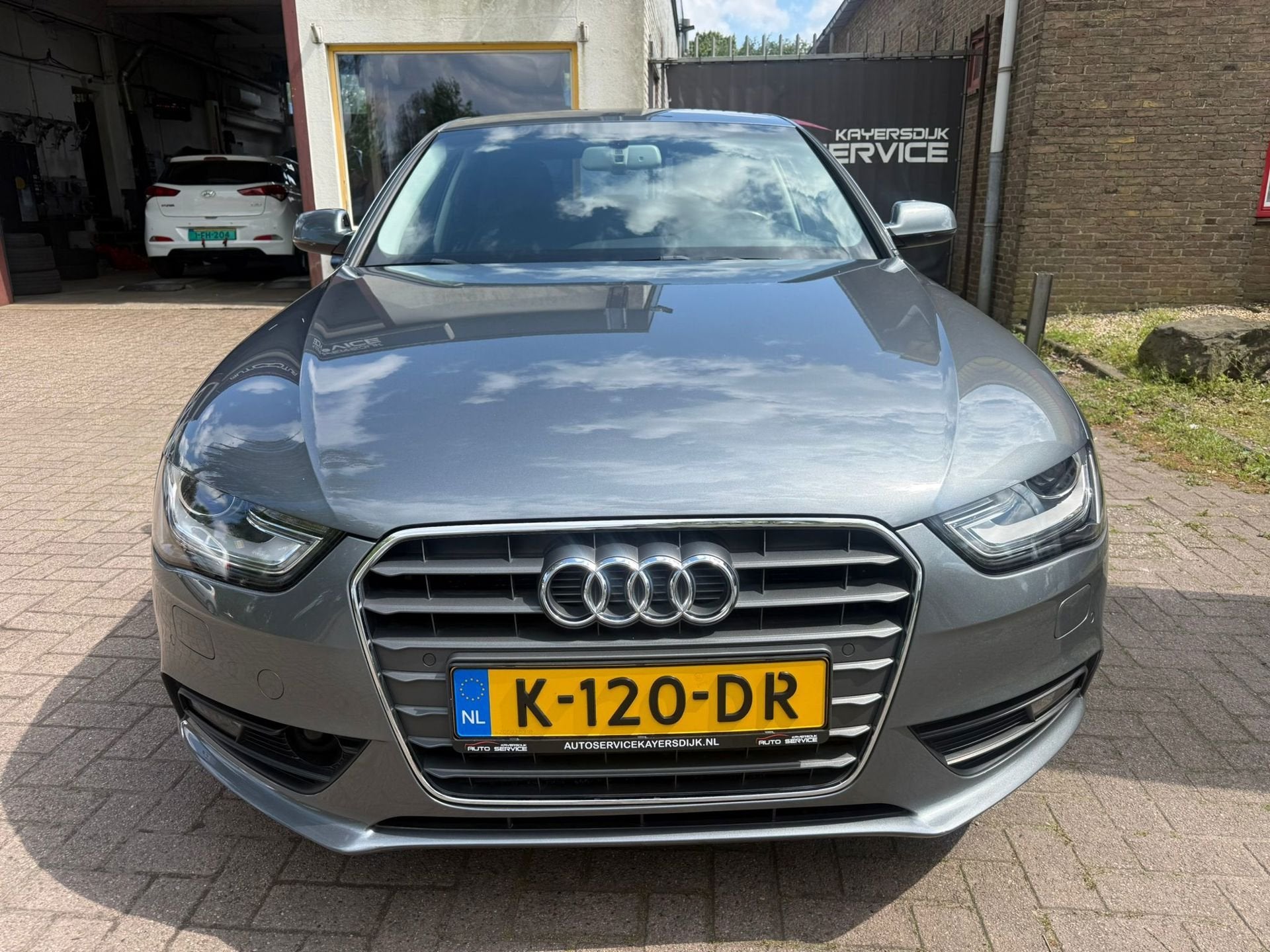 Audi A4 Limousine 2.0 TFSI Pro Line Xenon|Cruise C.|Stoel Ve, Euro 5, Gebruikt, Zwart, 4 cilinders