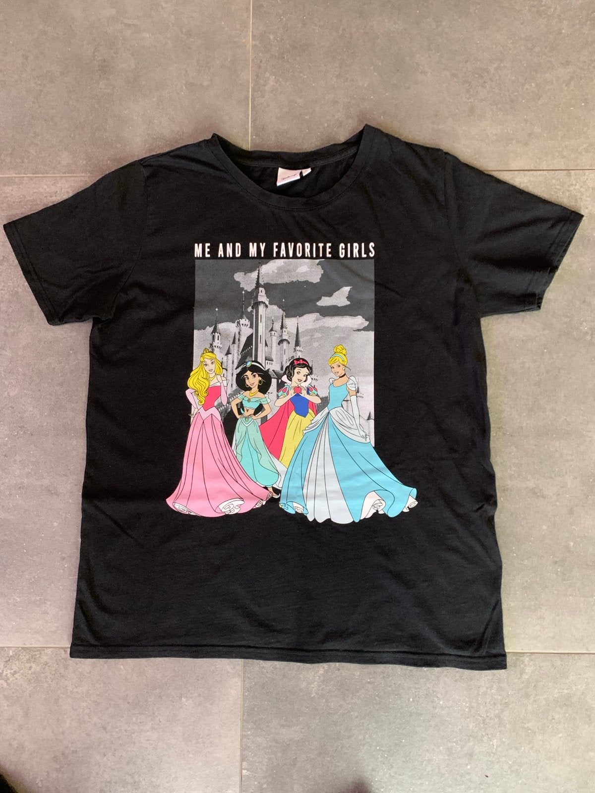 Disney Prinsessen T-shirt Zwart Maat M, Maat 38/40 (M), Zwart, Ophalen of Verzenden, Korte mouw
