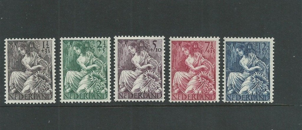 Nederland 1946, NVPH 449 t/m 453, Ongebruikt., Postzegels en Munten, Verzenden, Na 1940, Postfris