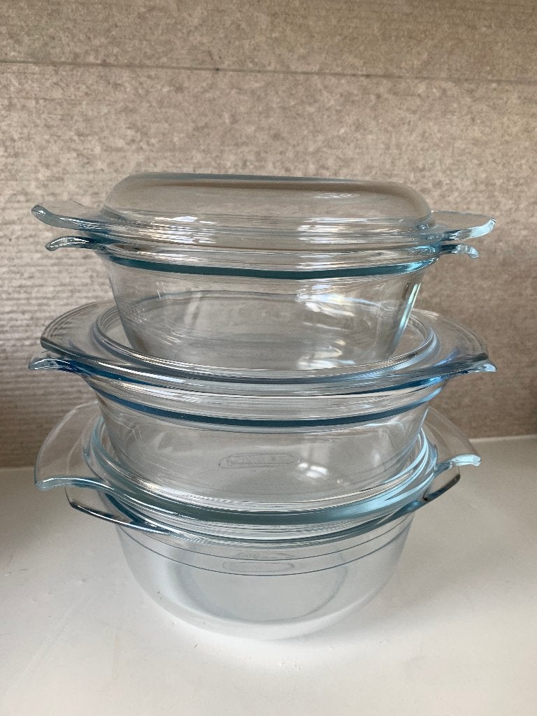 Set Pyrex ovenschalen rond met deksel 3 stuks, Huis en Inrichting, Ophalen, Gebruikt, Overige merken, Overige stijlen