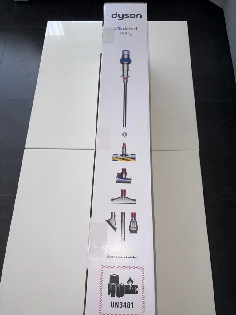 NIEUW Dyson V15 detect fluffy Stofzuiger, Witgoed en Apparatuur, Stofzuigers, Ophalen of Verzenden, Nieuw, Reservoir, 1200 tot 1600 watt