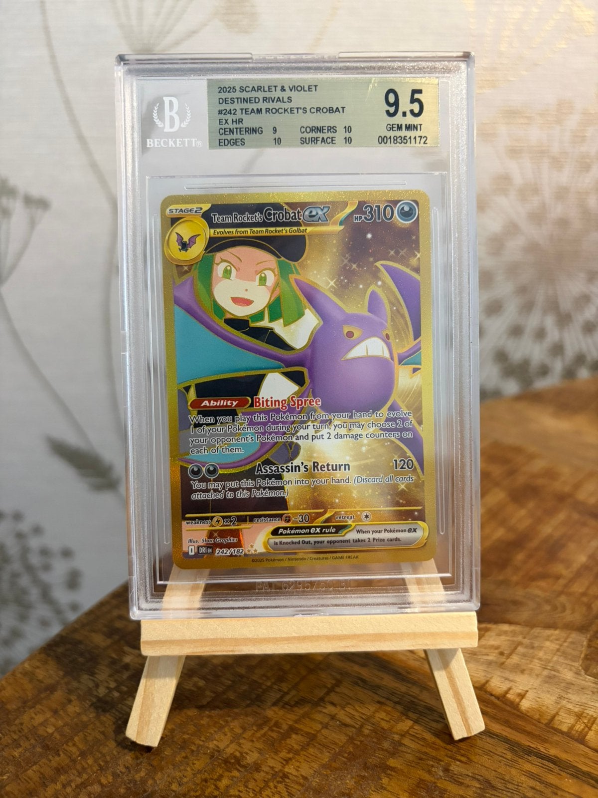 Pokemon TCG - Team Rocket’s Crobat EX #242 BGS 9.5 (Destined, Ophalen of Verzenden, Nieuw, Losse kaart, Foil