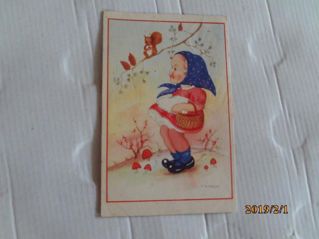 oude kinderkaart meisje met mandje/eekhoorn, Ophalen of Verzenden, 1940 tot 1960, Gelopen, Kinderen