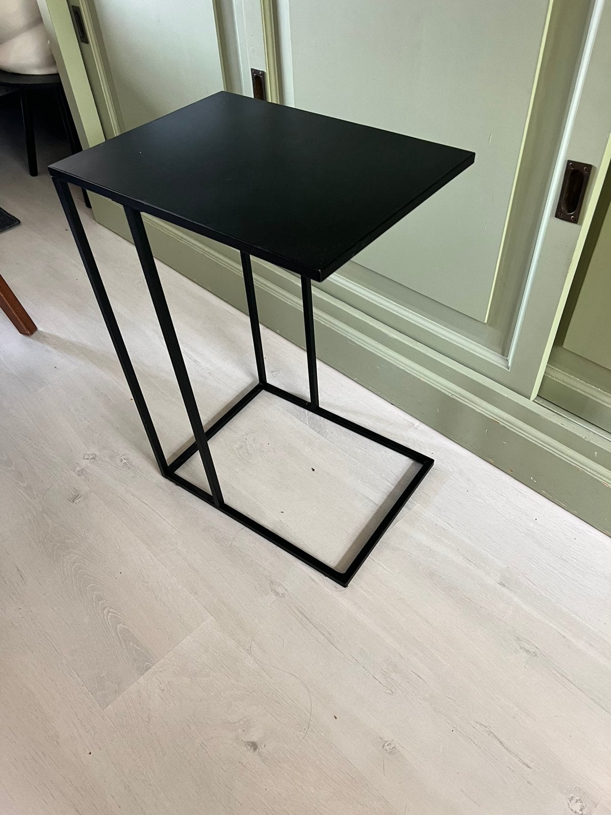 Bijzettafel, Ophalen, Metaal of Aluminium, 55 tot 75 cm, Zo goed als nieuw