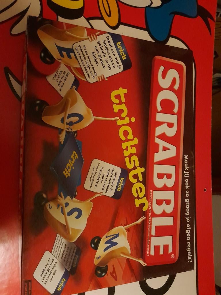 Scrabble trickster, Hobby en Vrije tijd, Gezelschapsspellen | Bordspellen, Ophalen of Verzenden, Zo goed als nieuw