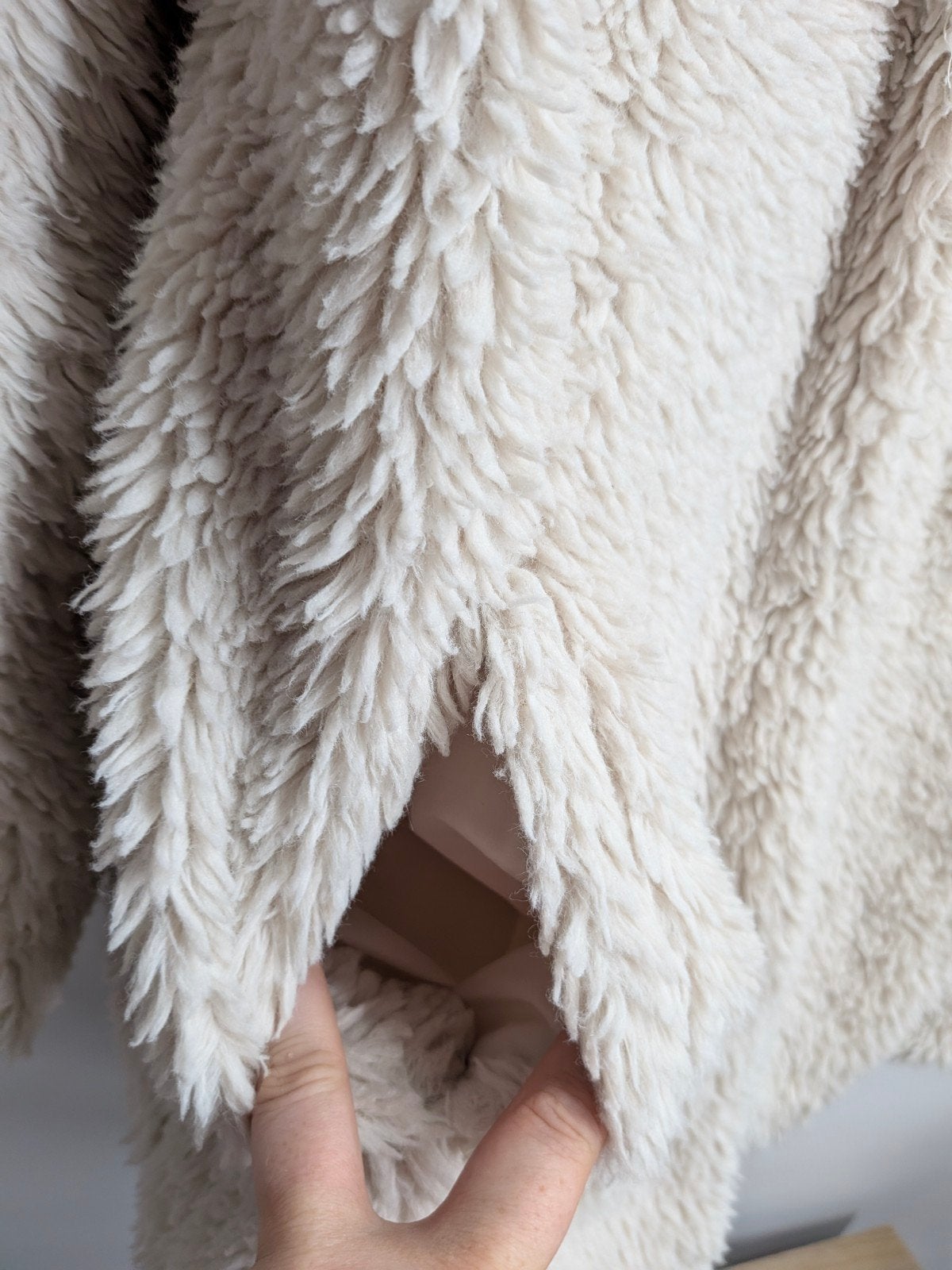 Hema fluffy teddy jas maat M crèmekleurig, Maat 38/40 (M), Hema, Beige, Hema