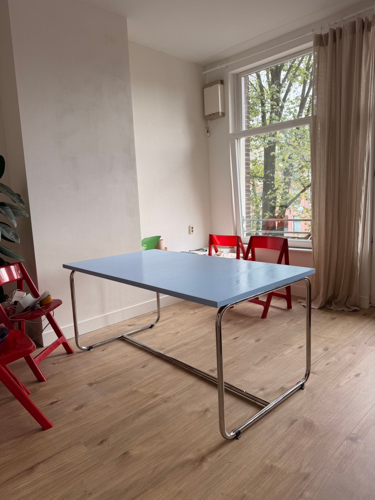 Dining table bauhsus style, Ophalen, Zo goed als nieuw, Rechthoekig, 50 tot 100 cm
