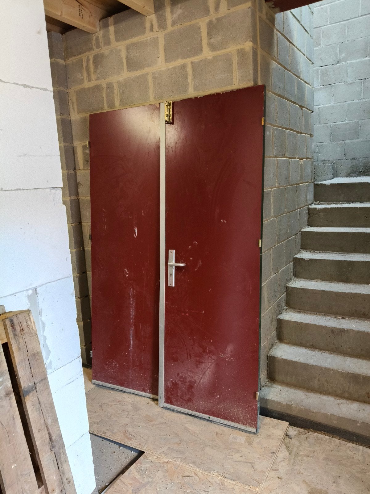 Hardhouten Dubbele Deur - Rood/Groen - Horeca Nooddeur, Ophalen, Gebruikt, Buitendeur, 200 tot 215 cm