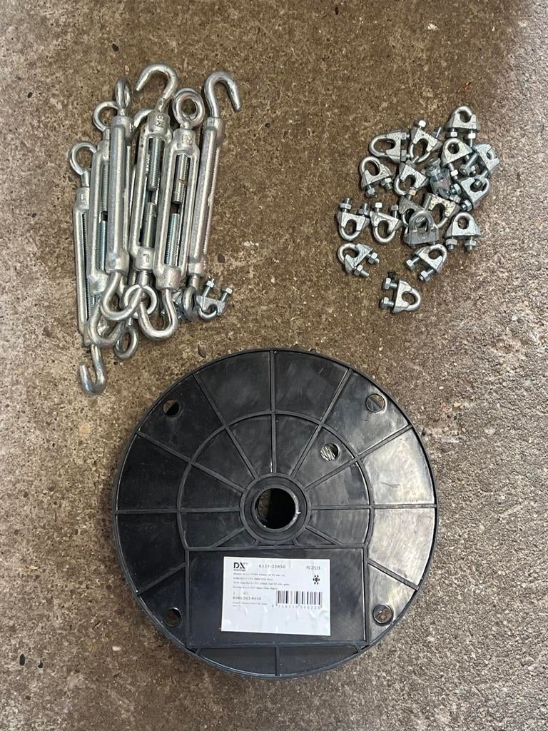 Staal kabel met spanners en klemmen, Ophalen of Verzenden, Gebruikt, 250 mm of meer, Overige typen