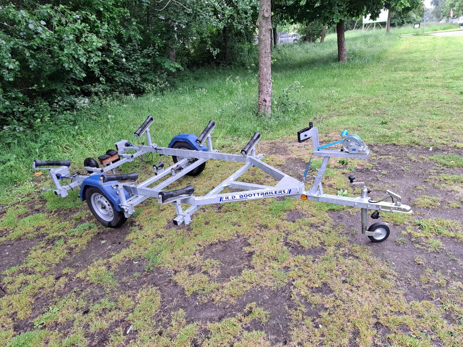 Boottrailer / admiraal AM 410 yamaha 25 pk., Ophalen, Minder dan 1500 kg, Sloepentrailer, Minder dan 6 meter