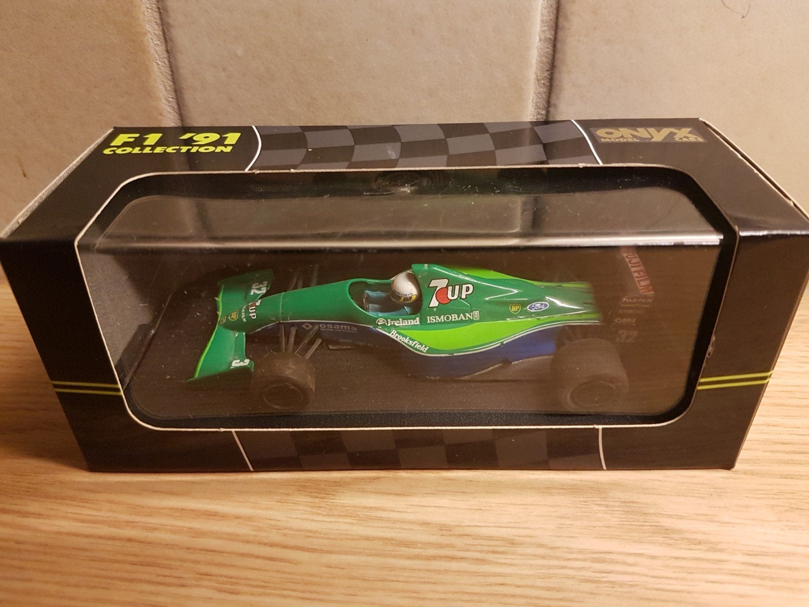 f1 Jordan ford 191 bertrand gachot 1991, Hobby en Vrije tijd, Modelauto's | 1:43, Ophalen of Verzenden, Zo goed als nieuw, Auto