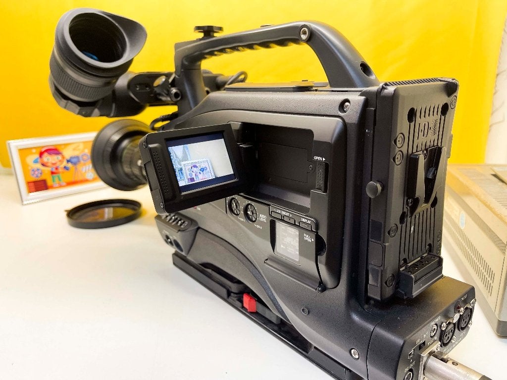 Jvc GY-DV5100E 3-CCD professionele ENG/EFP MiniDV-camcorder, Jvc, Mini dv, N, N