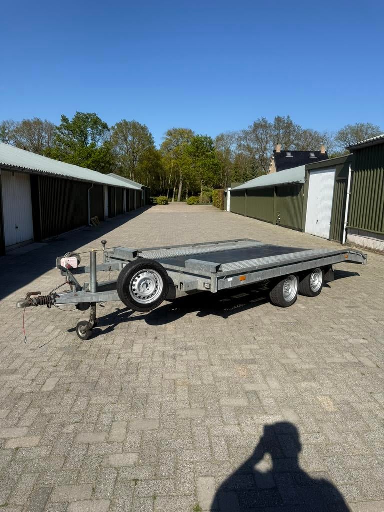 Hapert autoambulance 2700 kg!, Auto diversen, Ophalen of Verzenden, Zo goed als nieuw