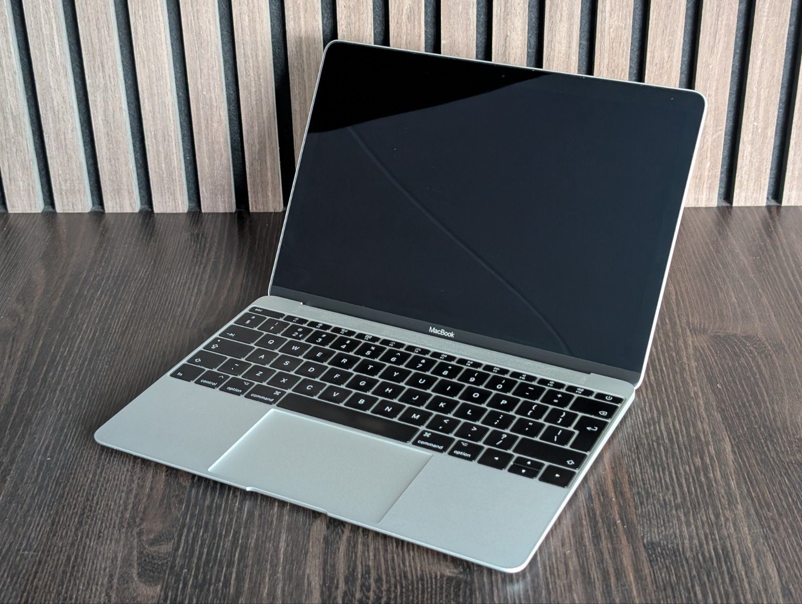 Apple MacBook 12" (Mid-2017) – 8GB RAM | Defect, Computers en Software, Apple Macbooks, 12 inch, 2 tot 3 Ghz, Ophalen of Verzenden